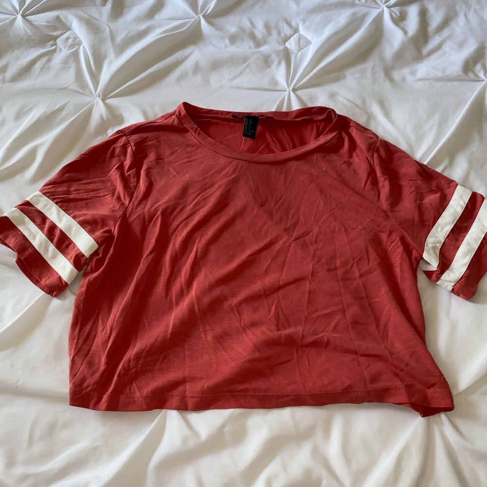 Cropped Tee